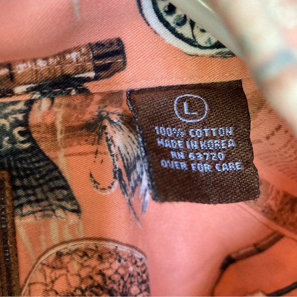 North River, Men’s button down 100% cotton fishing lover shirt. Gently worn. - Picture 5 of 6